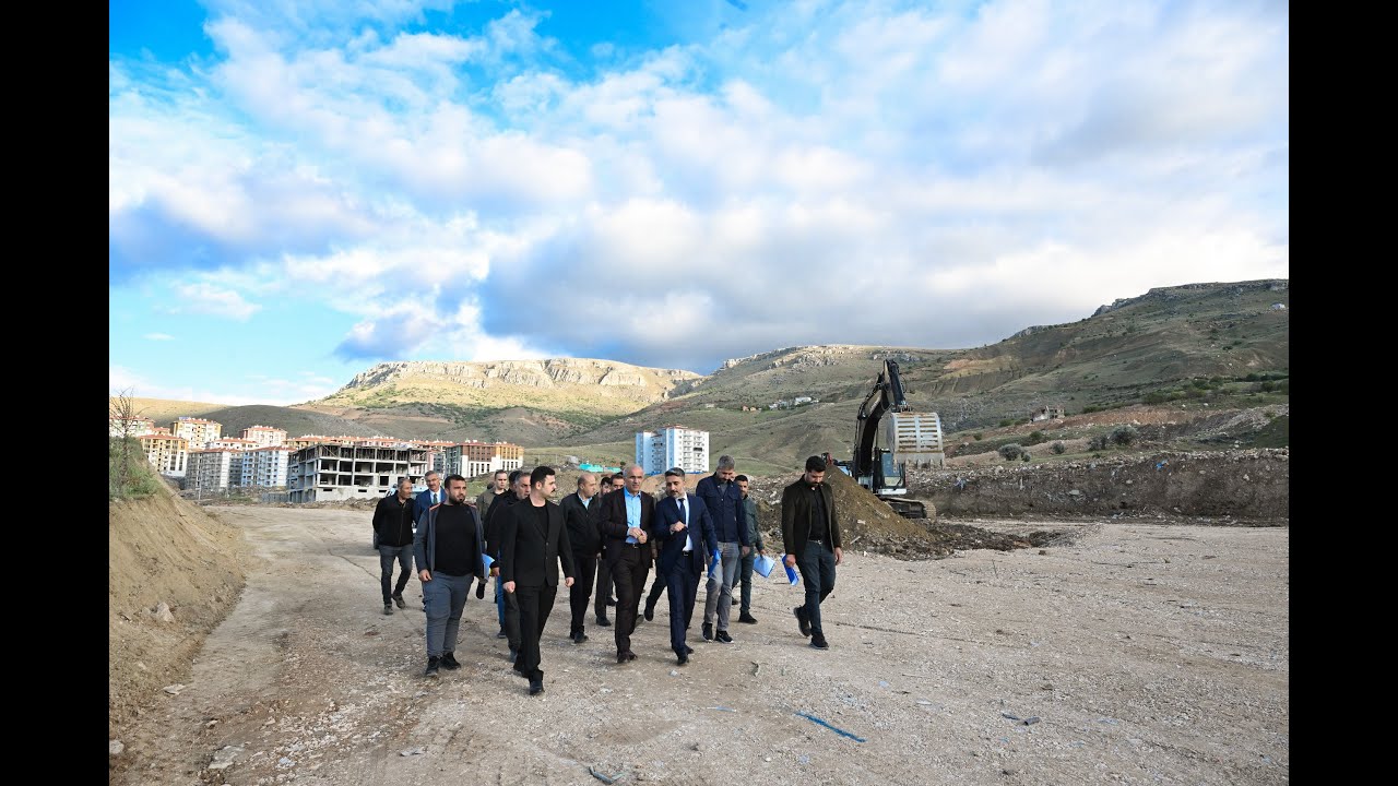 Malatya Büyükşehir Belediye Başkanı Sami Er yol çalışmalarını yerinde inceledi