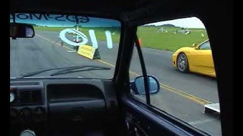 Ferrari F360 vs Opel Corsa con NOS