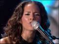 Alicia Keys- Superwoman &amp; No One Live World Music Awards!