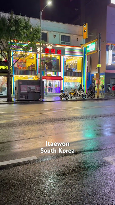Itaewon in South Korea 🇰🇷