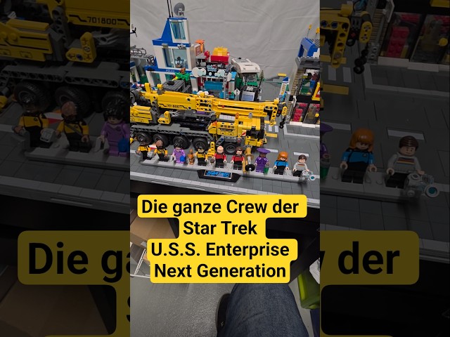 Die ganze Crew der Star Trek U.S.S. Enterprise Next Generation