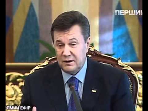 Янукович спасает деревья