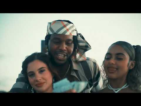 Lucky Ozzy - Must Be The Money(clean)