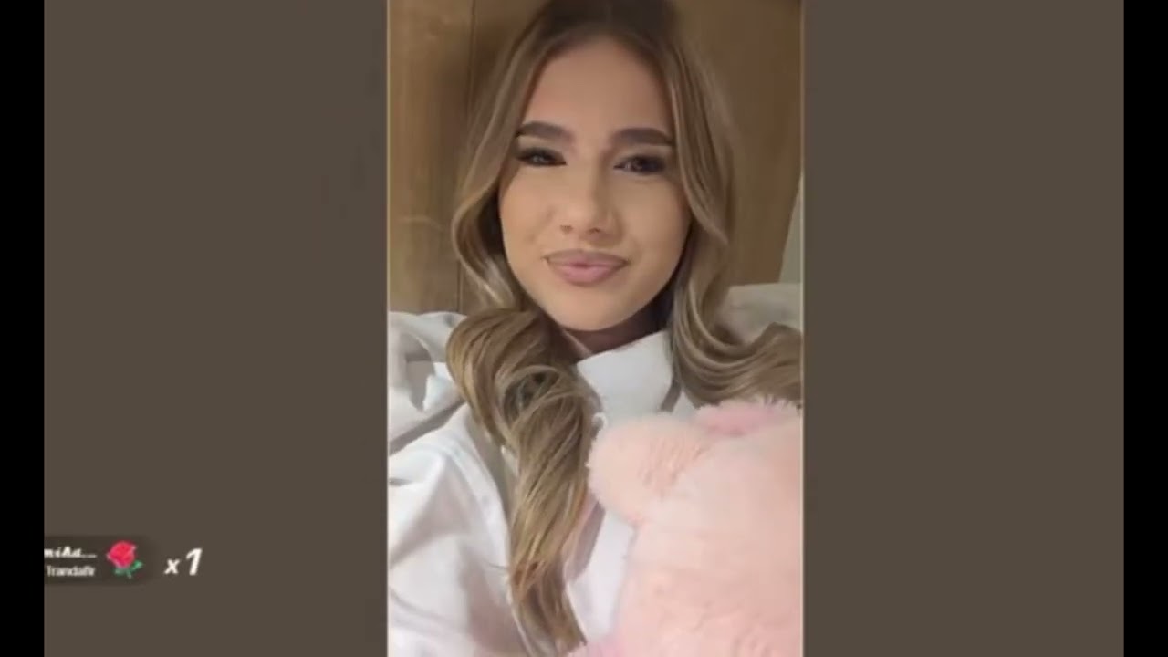 Daniela si Lucia, prietene reale sau pe interes? Daniela ne arata cafourile de la Valentin!