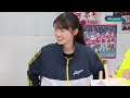 私服で生放送を演出する逢田梨香子