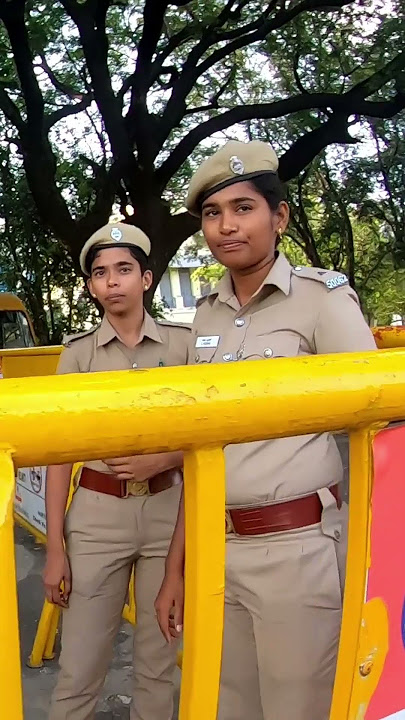 Tamil Policewomen in Chennai ❤️ 🇮🇳