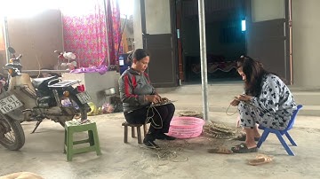 Unity in Petals: Collaborative Delight in Flower Arranging