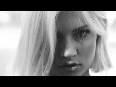 Blondie - Call Me