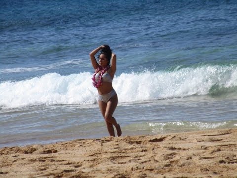 Beautiful  Bikini Beach Model    on Maui