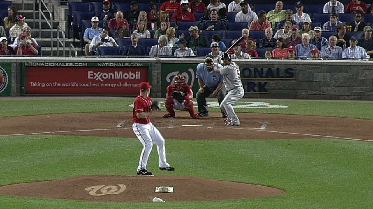 Pujols hits home run No. 400