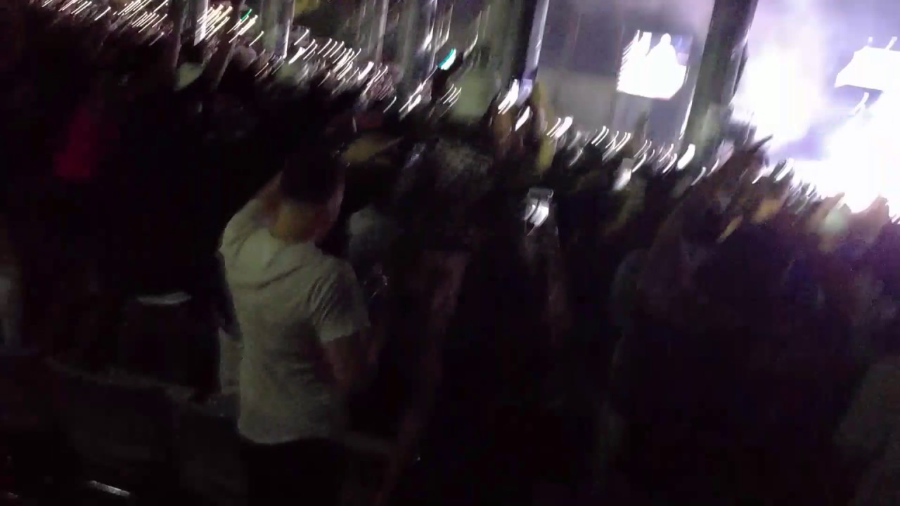 Future's enters to Draco live in Chicago