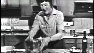 S07 E16 - Julia Child, The French Chef - Boeuf Bourguignon