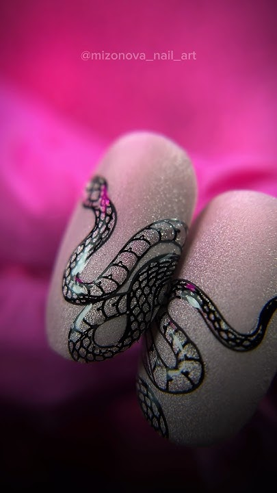 Новый год будет годом змеи 🐍. Идея маникюра. Дизайн ногтей. # ...