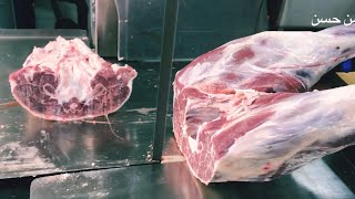 تقطيع وتقسيم خروف سليم على منشار كهربائي/ Cutting  a whole lamb on an electric saw