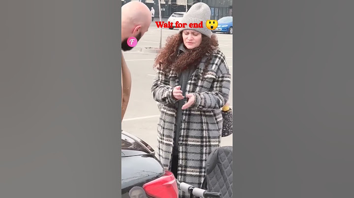 Stranger's Kind Gesture: Rich Man Returns Family Heirloom and Helps Mother in Need #shorts
