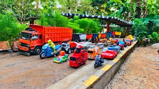 Download Lagu WADIDAU !!! Mobil Truk Tronton Panjang Bongkar Mainan Mobil Mobilan Truk Molen, Buldoser, Ambulan MP3 Download Lagu WADIDAU !!! Mobil Truk Tronton Panjang Bongkar Mainan Mobil Mobilan Truk Molen, Buldoser, Ambulan MP3
