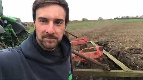 Farmer Luke Explains subsoiling/flat-lifting 🚜🌾 #farmerluke #education #farming #afarmerexplains