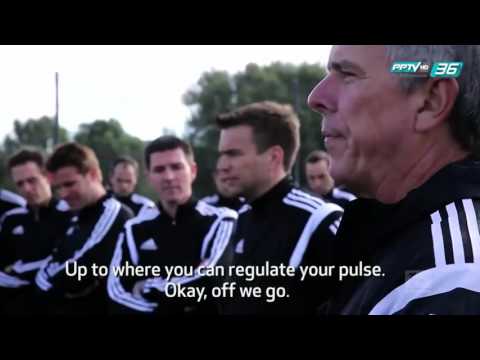 THE REFEREE 1/2
