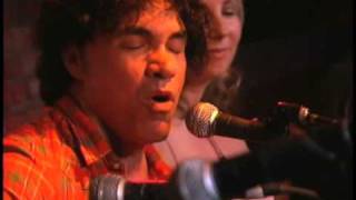 Video thumbnail of "John Oates - She's Gone - Live at the New York Songwriters Circle"