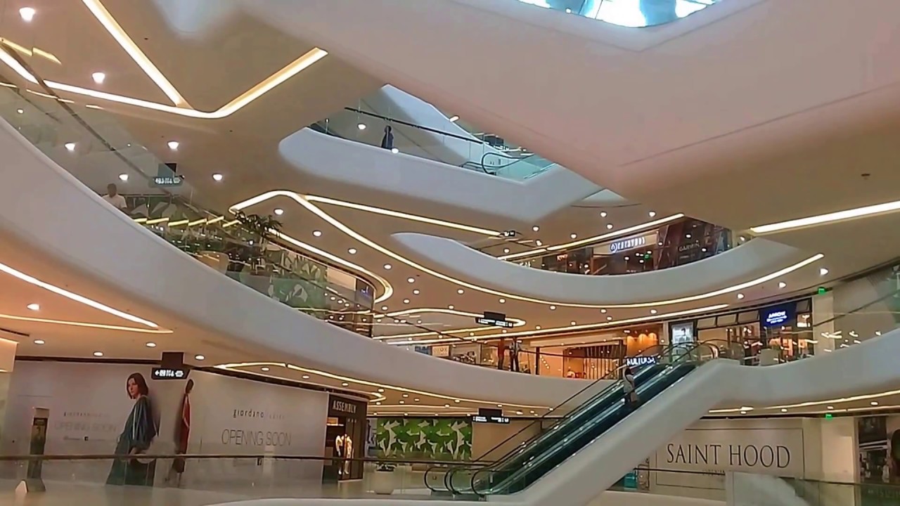 The podium and SM Mega Mall The podium and SM Mega Mall