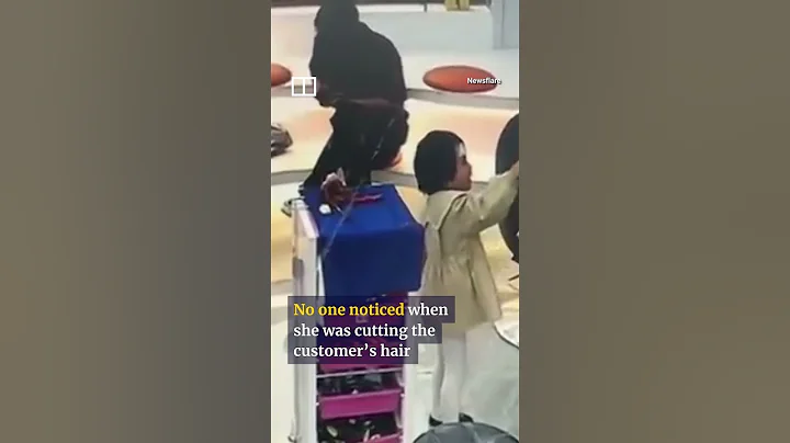 Naughty child cuts woman’s hair at beauty salon in China #shorts - DayDayNews