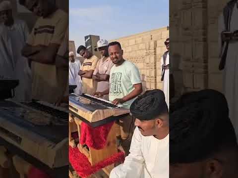 الفخيم عبدالله علي ود دار الزين والعازف الجميل عوض ود العوايده حفله الدامر