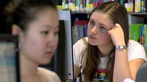 Solution pre intermediate 3rd edition: Unit 9 Tim Berners Lee mixed