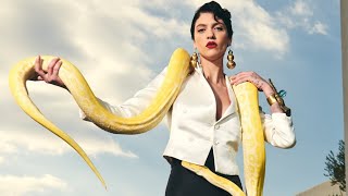 GNTM 5 | Photoshoot 20:Rich Woman with her strange pet | TOP 7 |  Όλες οι φωτογραφίες