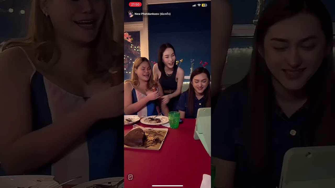 พี่นินิว ft.พี่ลูกหมวย พี่โม TikTokไลฟ์ วันที่1/5/2025