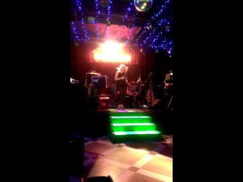 LOTUS音樂餐廳5/28 BIRDY