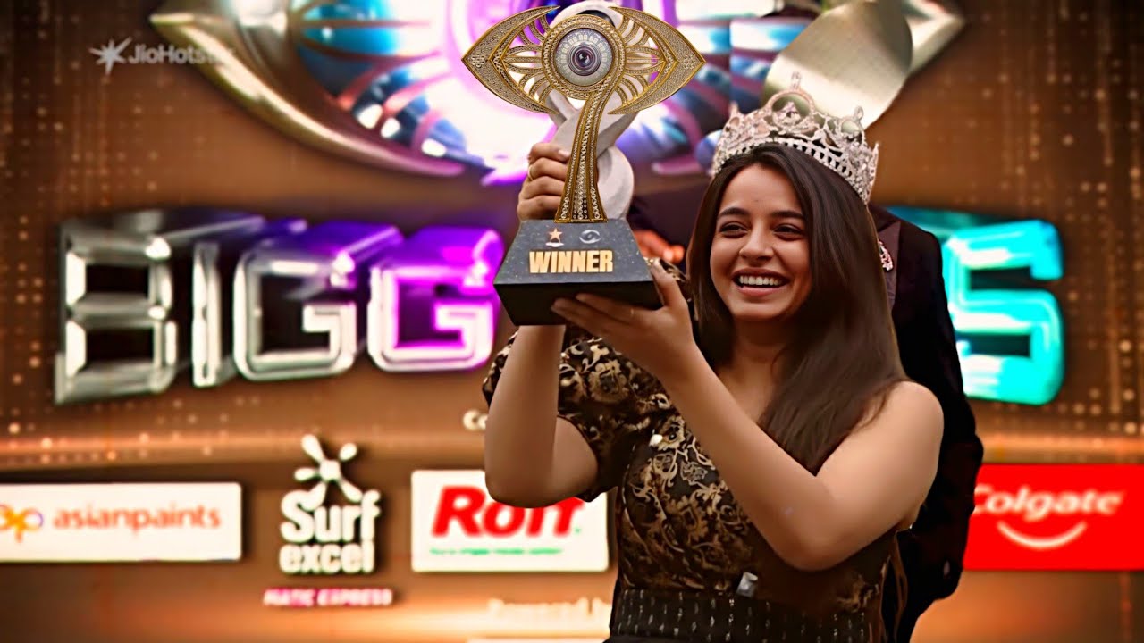 Bigg Boss 9 Tamil Divya Ganesh Title Winner Moment|BB 9 Tamil Grand Finale Episode|Trending