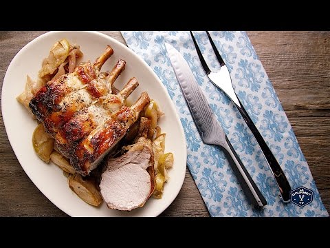 Video: How To Cook Pork Rack With Apples And Herbs