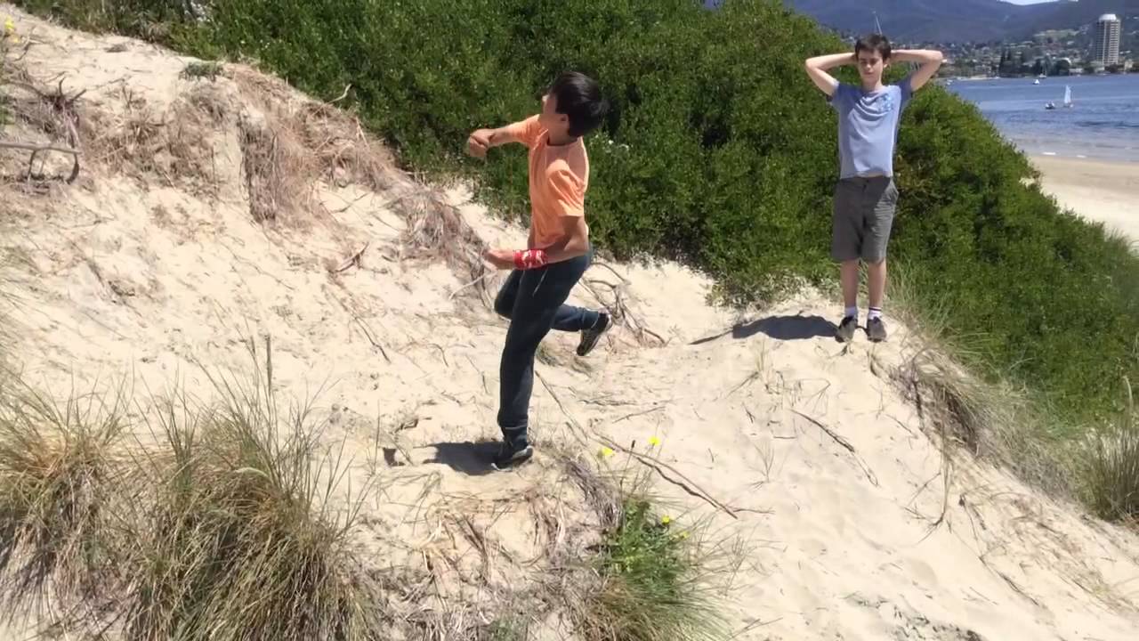 Pre Christmas Parkour and Freerunning camera iphone 8 plus apk