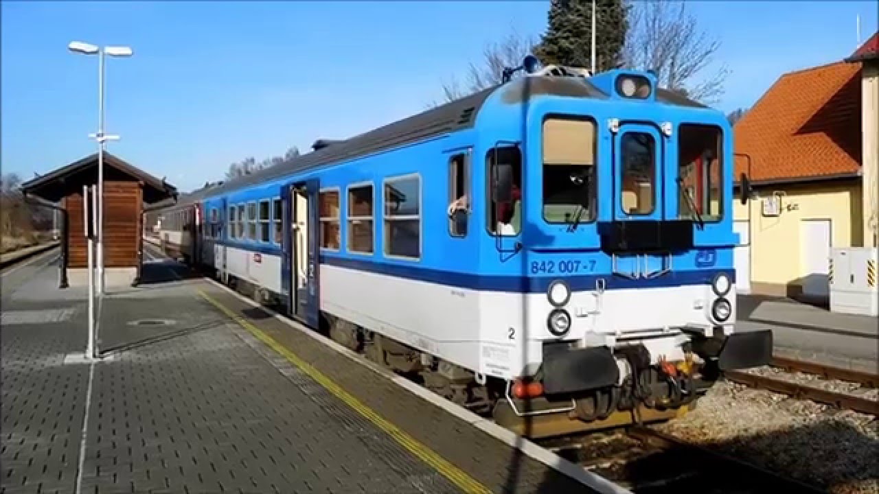 Motorový vůz 842 v Pošumaví - jízda [pěkný zvuk]