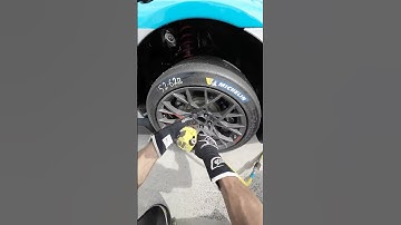 IMSA Michelin Pilot Challenge Pitstop practice @RoadAtlantaLLC w/ Baker Racing #pitstop #imsa #tcr