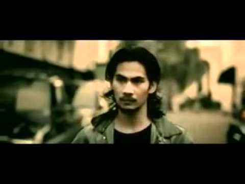 Andra And The Backbone - Alibi.