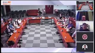 极度性饥渴,34岁女博士连续亲吻64岁副校长