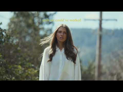 Obejrzyj Haley Joelle - Reverse (Official Lyric Video) w YouTube Obejrzyj Haley Joelle - Reverse (Official Lyric Video) w YouTube