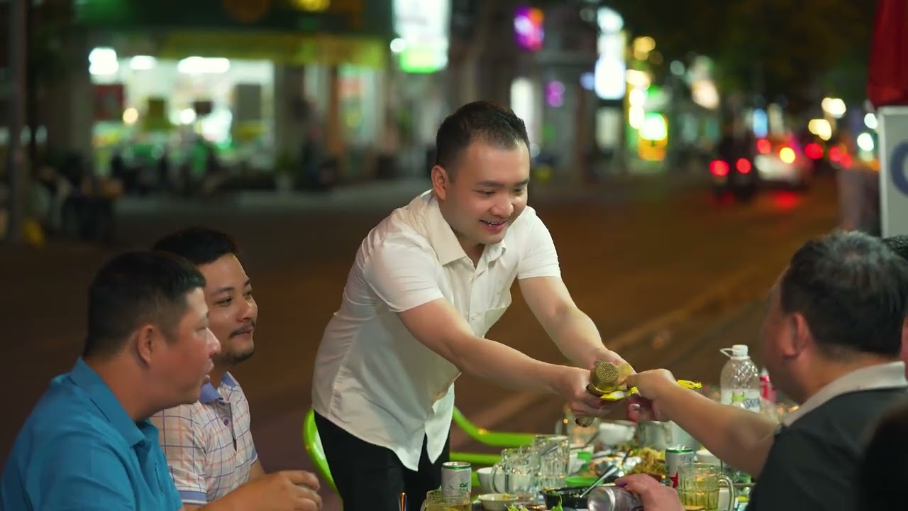 CON SẼ VỀ ĐÊM 30 - MAI QUỐC HOÀNG