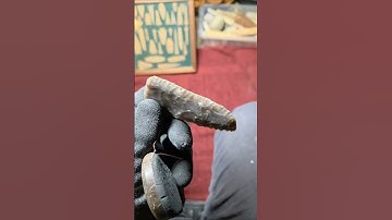 A Fast Way To Pressure Sharpen a Stone Edge? #flintknapping