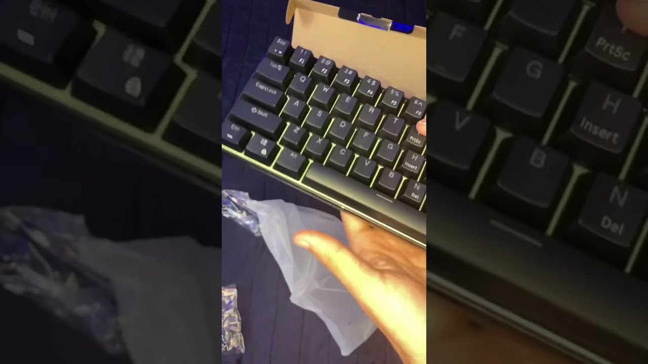 UNBOXING The Rk61 Keyboard