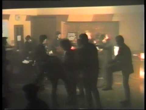Divine Right - Reveal ( Live at Northallerton Youth Club 9/10/85 )