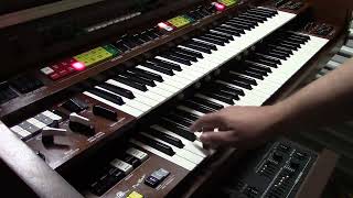 1977 Yamaha E70 Electone Organ Synthesizer