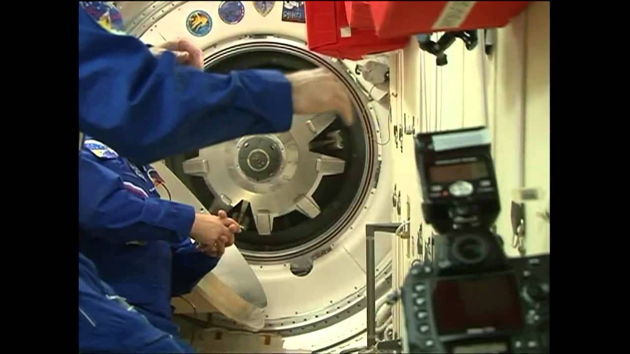 mercury letra Welcome to the Space Station
