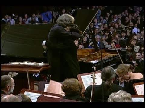 Yundi Li -Chopin Piano Concerto No.1 in E minor, Op.11(2000,HQ)