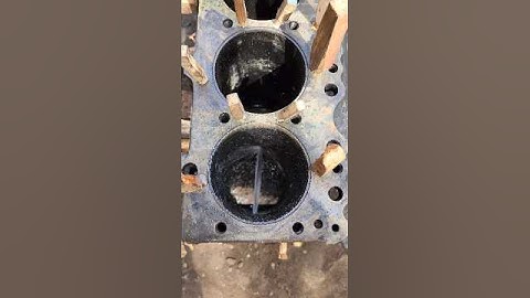 Truck engine cylinder cracked & leakage testing #amazingtechnique #engine #mechanic #viralshorts