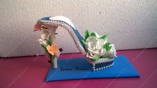 Lembrancinha Sapato com flores de e.v.a.