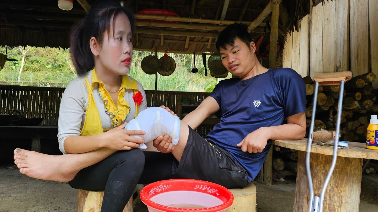 Harvest bamboo shoots and kimchi shoots Take care of your disabled boyfriend l Lý Thị Sai