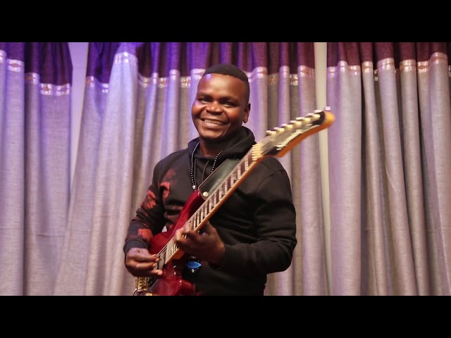 Benjamin kabaseke & Trios Of African Band - Jb Mpiana Wenge BCBG Seben class=