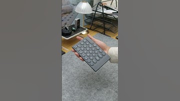 A palm-sized double folding keyboard, A must-have for working people and students commuting!